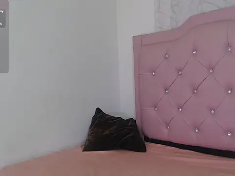 vicky bigboobs babe online show from 06-21-26, 04:59