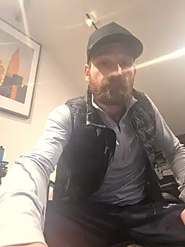 Snapshot of LKC94 chatting on 01-18-26, 12:25 LKC94 online show from 01-18-26, 12:25