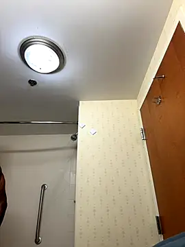 Foxdaguy online show from 10-15-25, 04:01