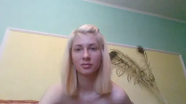 Snapshot of _Black-Panther_ chatting on 06-21-26, 11:35 Black-Panther online show from 06-21-26, 11:35