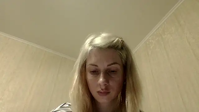 Snapshot of _Black-Panther_ chatting on 06-27-26, 06:24 Black-Panther online show from 06-27-26, 06:24