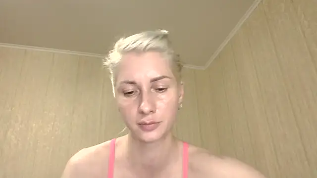 Snapshot of _Black-Panther_ chatting on 07-10-26, 05:59 Black-Panther online show from 07-10-26, 05:59