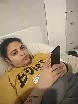 Snapshot of Veramaia chatting on 03-14-25, 01:57 Veramaia online show from 03-14-25, 01:57