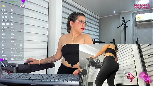 JulietSofia online show from 03-12-26, 09:43