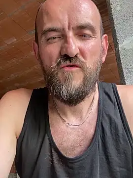Snapshot of Rimmingtop chatting on 06-19-26, 11:36 Rimmingtop online show from 06-19-26, 11:36