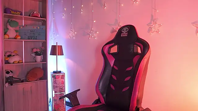 Madison Mayer online show from 03-25-26, 12:44