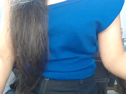 Snapshot of TheMostBeautifullGirl- chatting on 05-21-26, 06:04 TheMostBeautifullGirl- online show from 05-21-26, 06:04