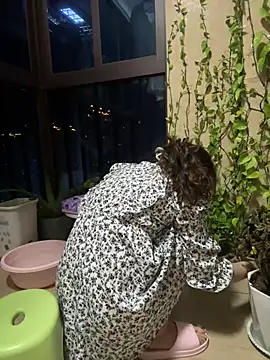 Snapshot of aa520uv chatting on 04-10-26, 01:38 aa520uv online show from 04-10-26, 01:38