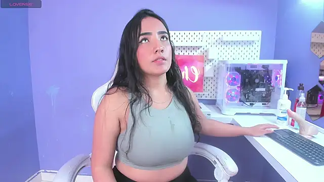 Alice 26  online show from 01-16-26, 03:16