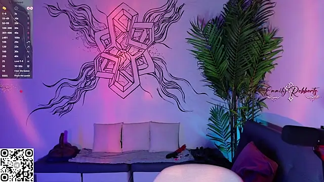 Emmi Roberts online show from 04-14-26, 12:38