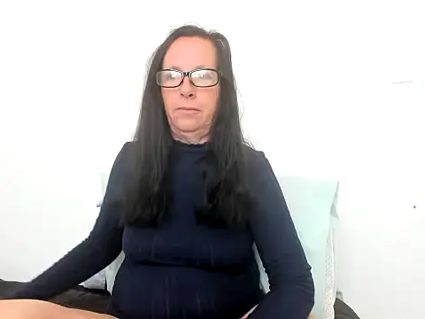 Snapshot of peachgoddess chatting on 06-03-26, 02:33 peachgoddess online show from 06-03-26, 02:33