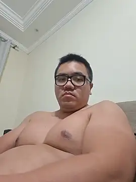 awesometeacher33 online show from 07-13-26, 02:58