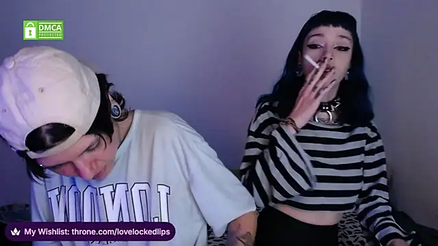 Snapshot of lovelockedlips chatting on 01-13-26, 01:33 lovelockedlips online show from 01-13-26, 01:33