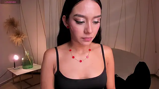 Snapshot of AmaliaCrus chatting on 06-23-26, 08:07 AmaliaCrus online show from 06-23-26, 08:07