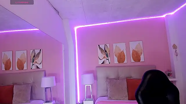 Molly h0t online show from 03-16-26, 12:20