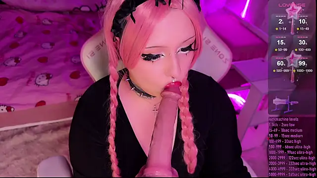 dollskill  online show from 04-19-26, 09:17