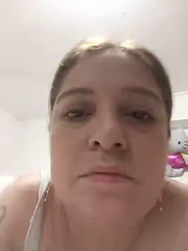 Snapshot of Samanta_SS chatting on 06-14-26, 09:28 Samanta SS online show from 06-14-26, 09:28