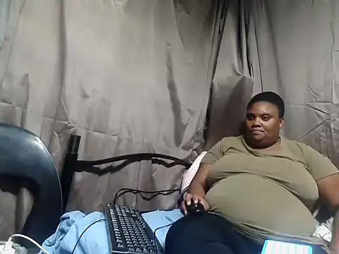 Snapshot of Berrylick chatting on 04-25-26, 03:31 Berrylick online show from 04-25-26, 03:31