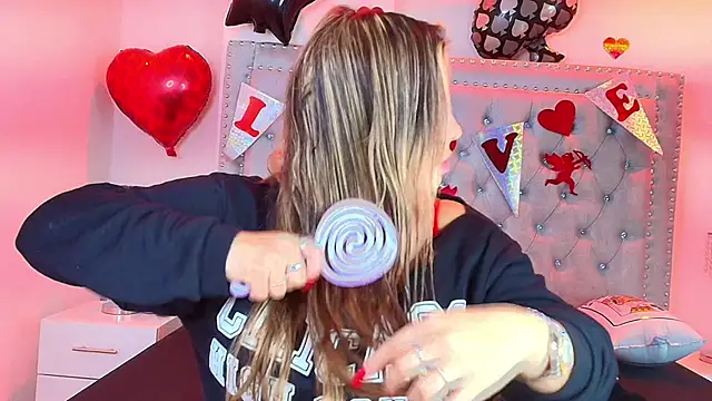 Lia adamsss online show from 02-17-26, 03:25