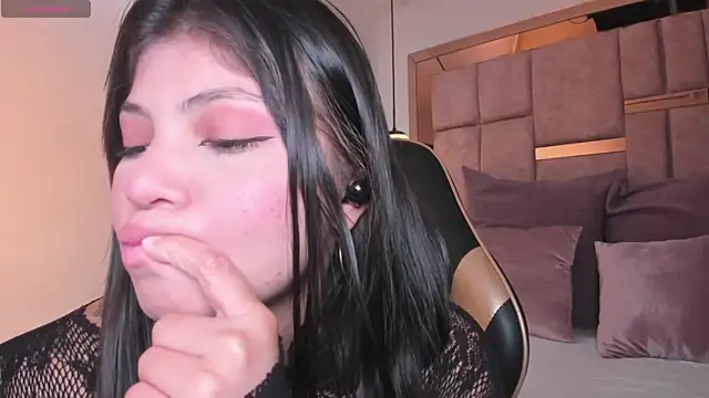 abby roux online show from 02-27-26, 04:45