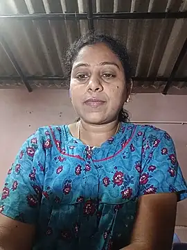 Snapshot of JENNIFERtamil chatting on 06-05-26, 07:47 JENNIFERtamil online show from 06-05-26, 07:47