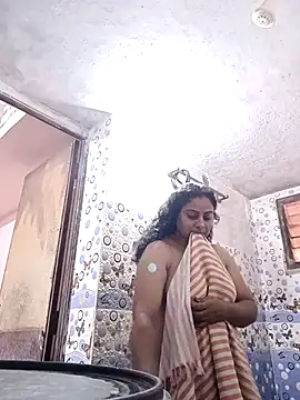 Snapshot of JENNIFERtamil chatting on 07-14-26, 08:19 JENNIFERtamil online show from 07-14-26, 08:19