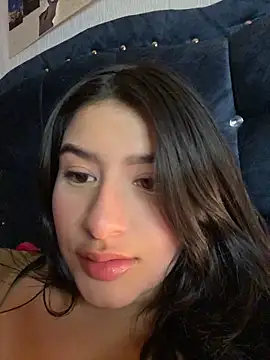 andrea gomes  online show from 05-16-26, 07:27