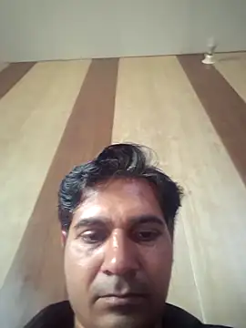 Snapshot of johnny8731 chatting on 05-11-26, 05:02 johnny8731 online show from 05-11-26, 05:02