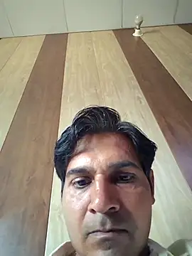 Snapshot of johnny8731 chatting on 05-15-26, 09:38 johnny8731 online show from 05-15-26, 09:38