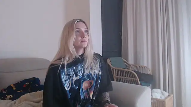 tattoobbgirl online show from 11-23-25, 05:35