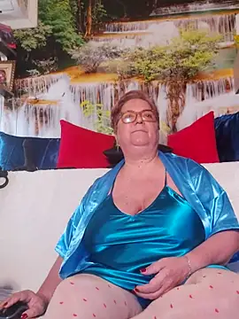 QueenPammy1 online show from 02-02-26, 07:29