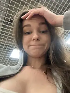 MilaBee online show from 01-10-26, 11:12