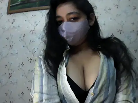 Snapshot of sonali4 chatting on 11-06-25, 12:17 sonali4 online show from 11-06-25, 12:17