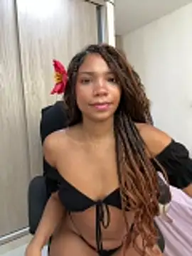 Lirioafro online show from 04-01-26, 01:41