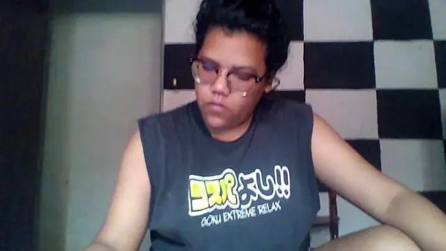 Snapshot of Valeria_Tiffany chatting on 04-06-26, 08:10 Valeria Tiffany online show from 04-06-26, 08:10