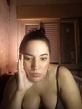 Snapshot of myla_rommer1 chatting on 03-23-25, 01:09 myla rommer1 online show from 03-23-25, 01:09