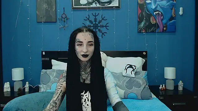 Velvetbat online show from 05-19-26, 07:04