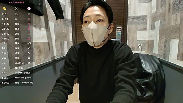Snapshot of i_am_Hiro chatting on 03-19-26, 04:05 i am Hiro online show from 03-19-26, 04:05