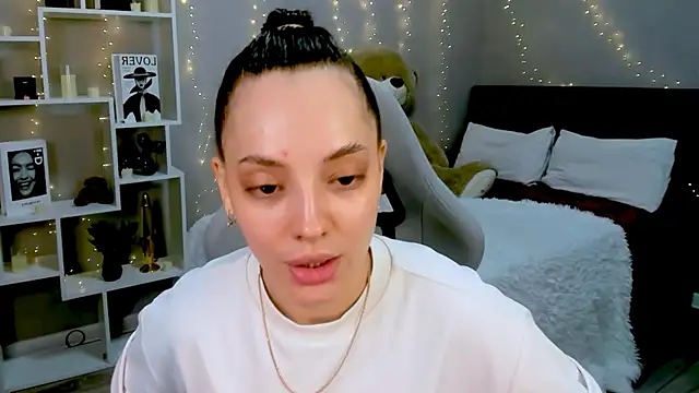 MelanieAlves online show from 02-07-26, 12:09