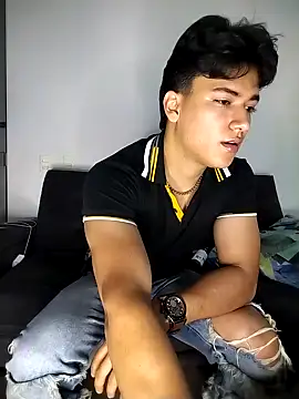 Snapshot of THE_LITTLE_LIAM chatting on 10-09-25, 09:57 THE LITTLE LIAM online show from 10-09-25, 09:57