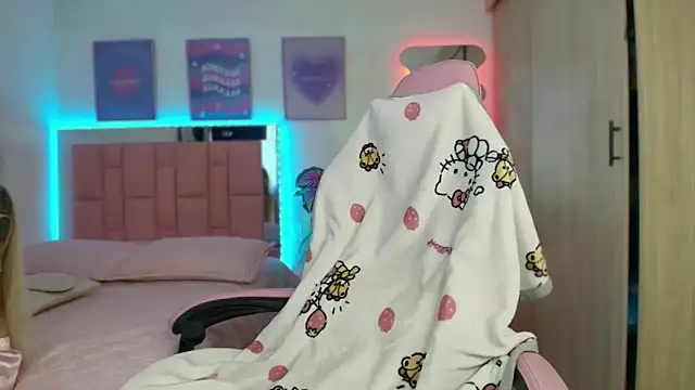 lunesweet online show from 09-27-25, 09:20