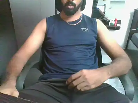 Snapshot of lovelyakash69 chatting on 06-13-26, 07:28 lovelyakash69 online show from 06-13-26, 07:28