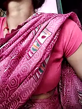 Snapshot of Soniy-Maax chatting on 09-20-25, 08:26 Soniy-Maax online show from 09-20-25, 08:26