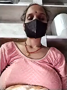 Snapshot of Soniy-Maax chatting on 09-25-25, 04:54 Soniy-Maax online show from 09-25-25, 04:54