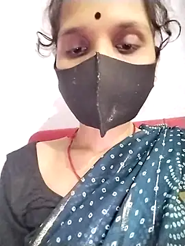 Snapshot of Soniy-Maax chatting on 09-30-25, 08:30 Soniy-Maax online show from 09-30-25, 08:30