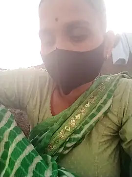 Snapshot of Soniy-Maax chatting on 02-26-26, 10:25 Soniy-Maax online show from 02-26-26, 10:25