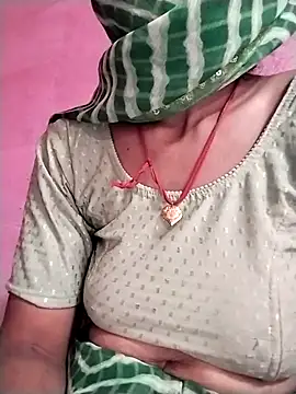 Snapshot of Soniy-Maax chatting on 03-04-26, 07:58 Soniy-Maax online show from 03-04-26, 07:58