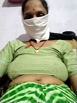 Snapshot of Soniy-Maax chatting on 03-11-26, 04:46 Soniy-Maax online show from 03-11-26, 04:46