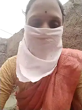 Snapshot of Soniy-Maax chatting on 03-20-26, 08:19 Soniy-Maax online show from 03-20-26, 08:19