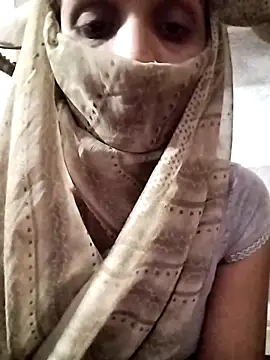 Snapshot of Soniy-Maax chatting on 03-25-26, 04:46 Soniy-Maax online show from 03-25-26, 04:46